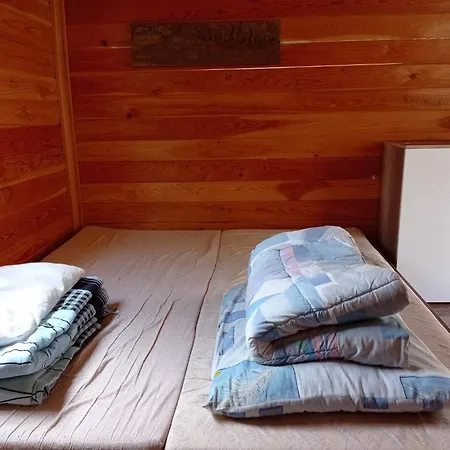 مكان تخييم Astra Lancov