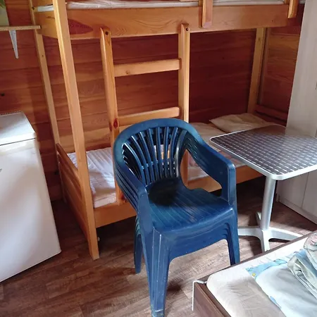 مكان تخييم Astra *